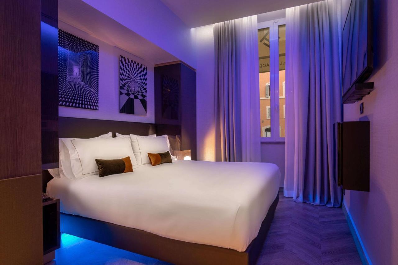 La Place Hotel